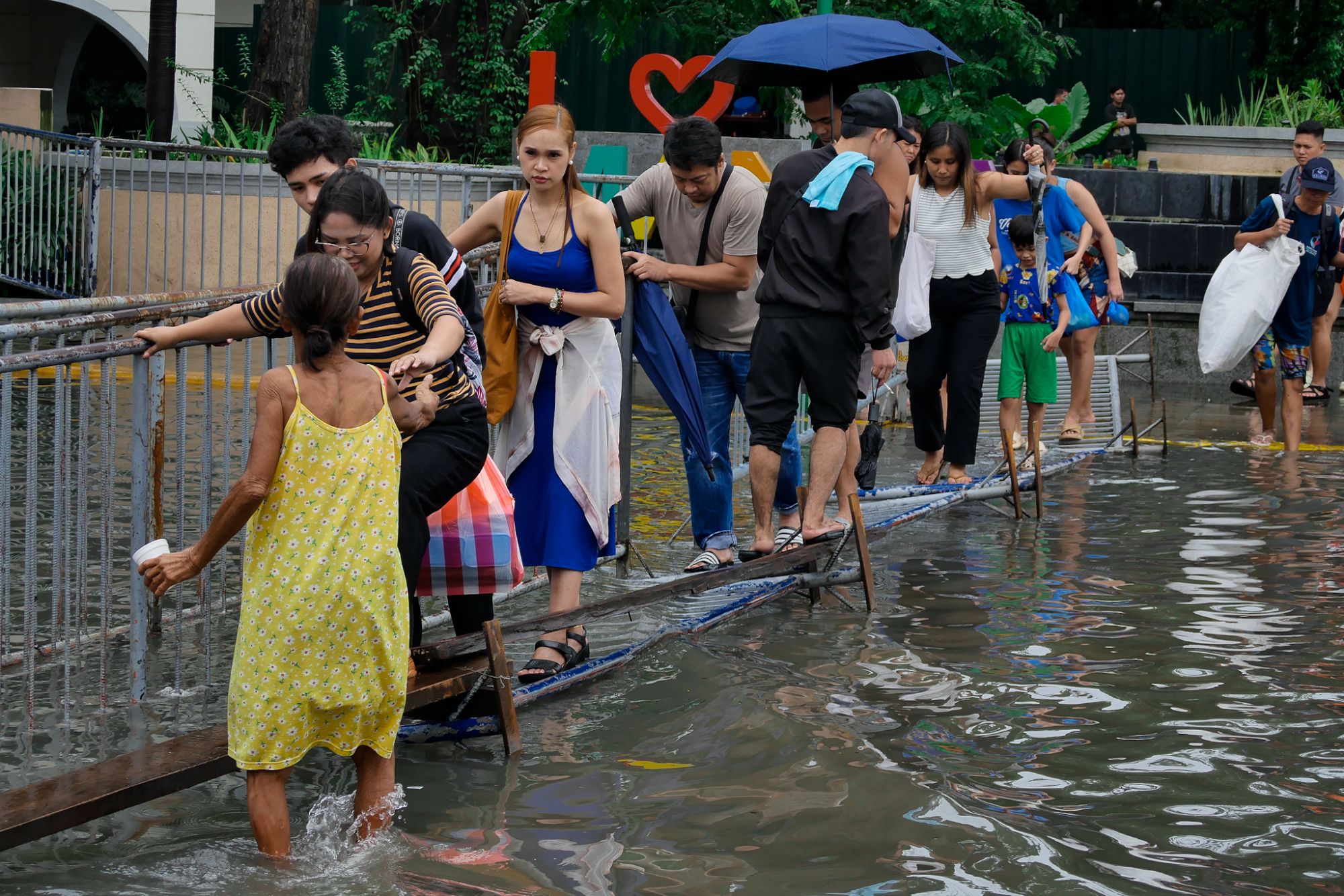 Greenpeace Philippines Exposes Potential Trillion-Peso Corruption in Climate-Tagged Projects
