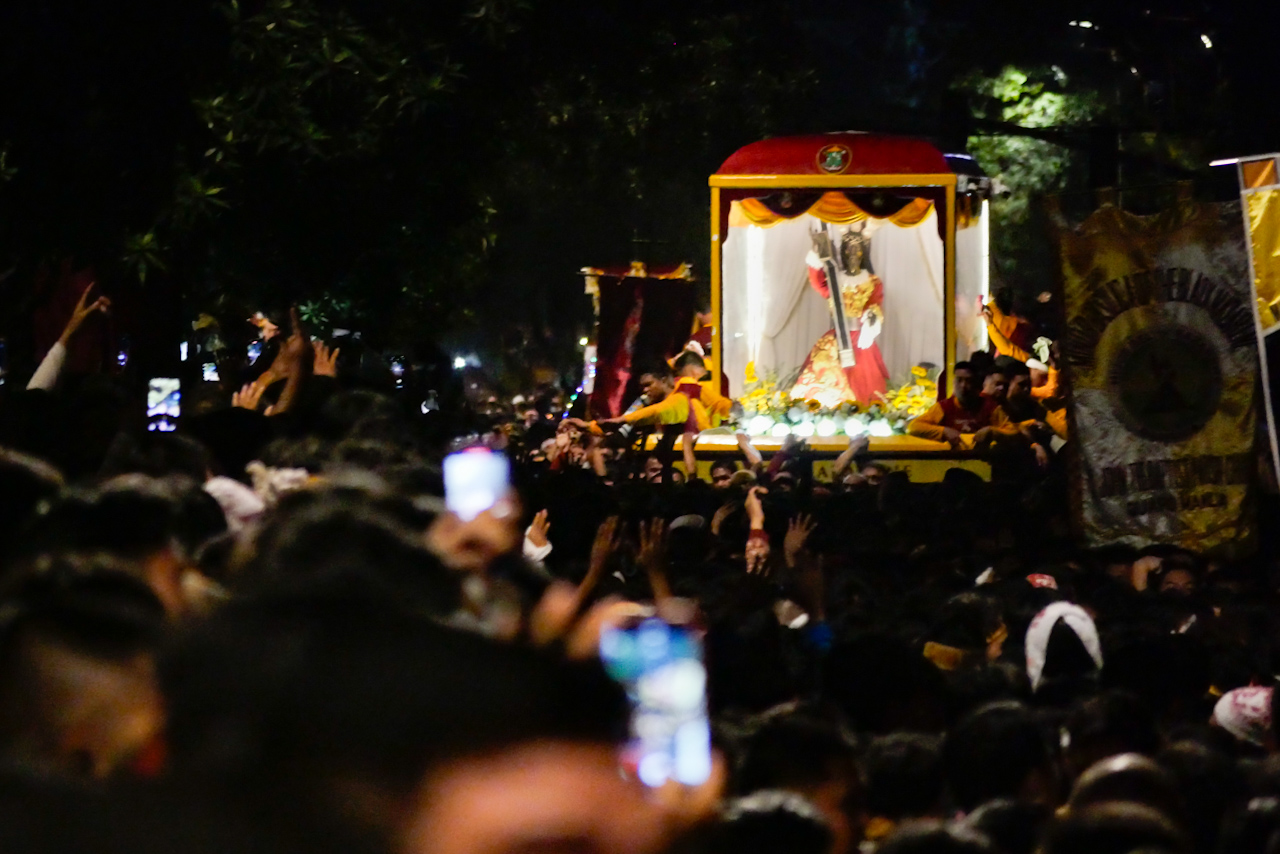 The Red Sea of Devotees